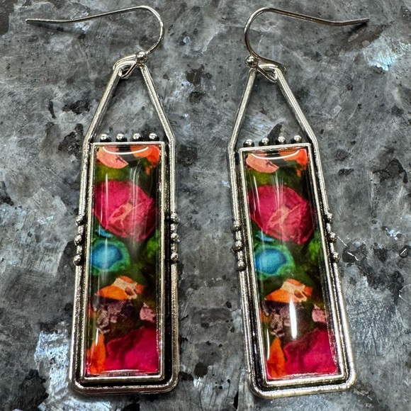 Jewelry - 2/$25 or 3/$35 Silver tone colorful floral rectangular dangling earrings / NWOT